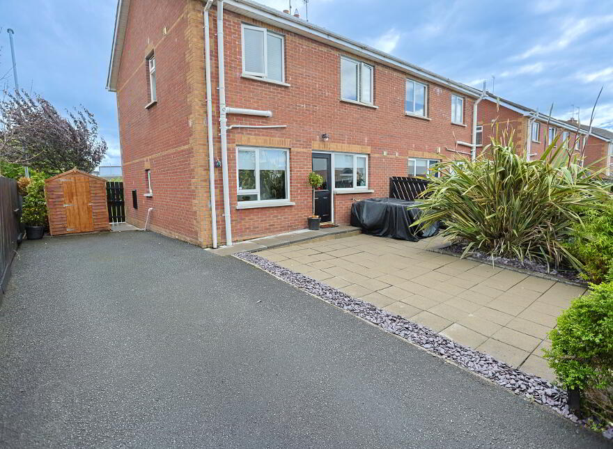 3 Lismore Manor, Craigavon, BT65 5DB