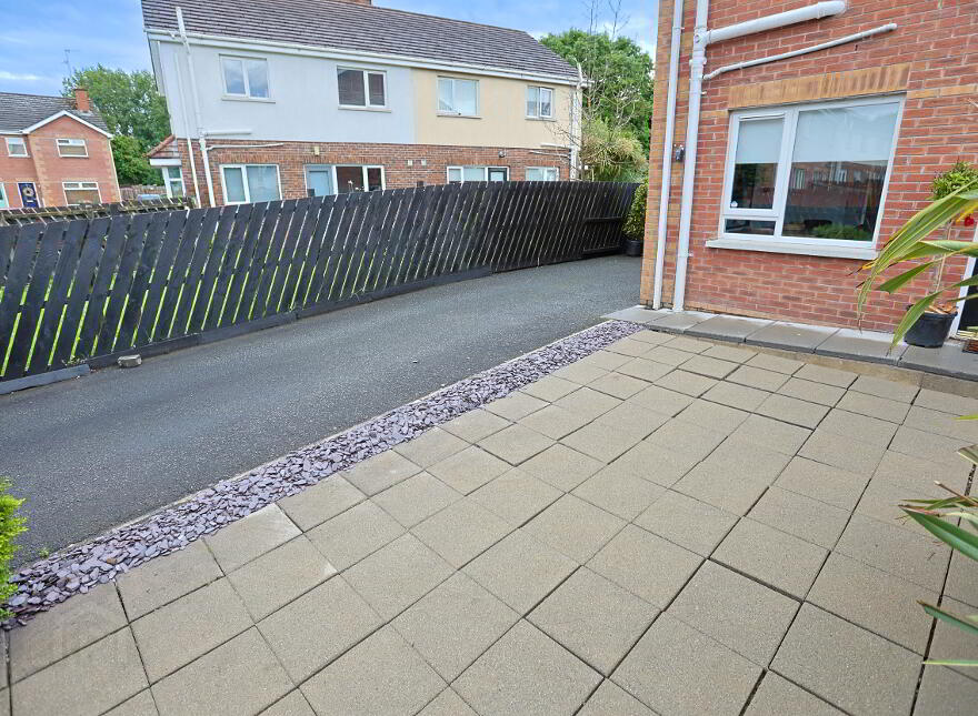 3 Lismore Manor, Craigavon, BT65 5DB