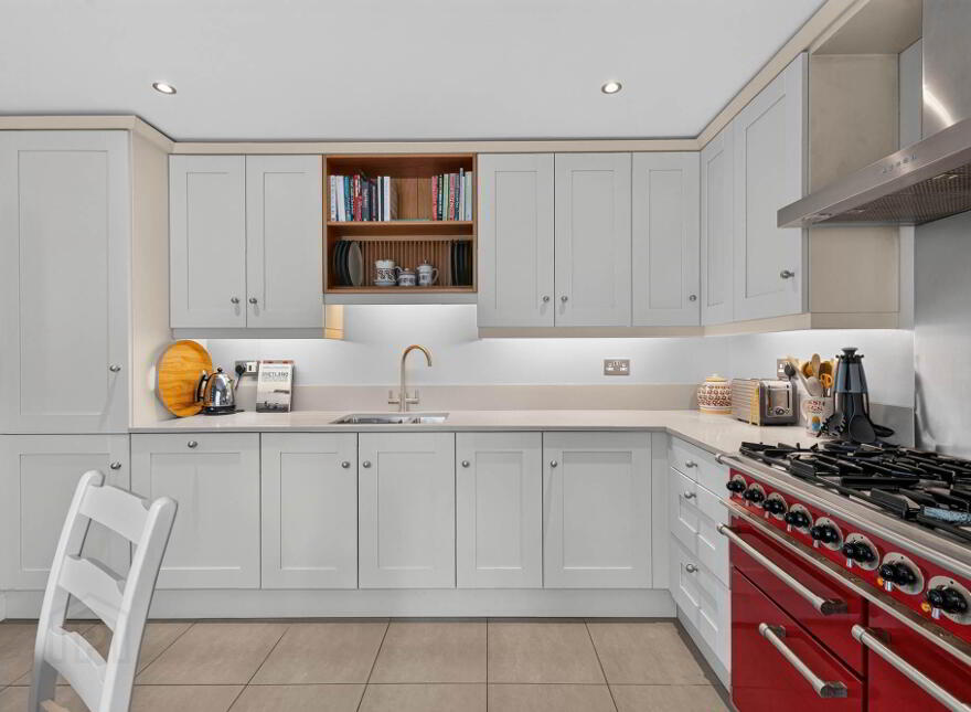 1 Ferry Quarter Gardens, Strangford, BT30 7GU