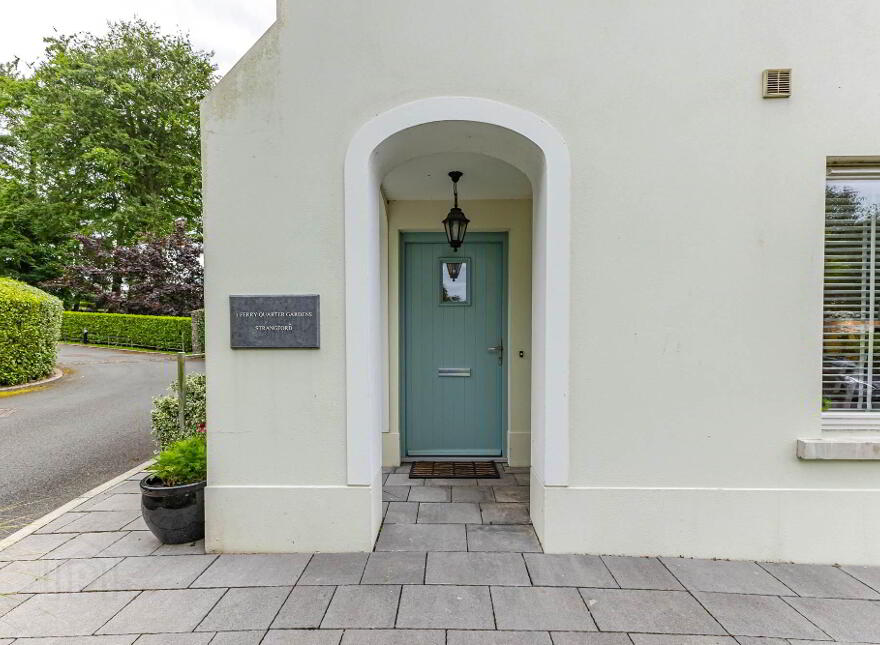 1 Ferry Quarter Gardens, Strangford, BT30 7GU
