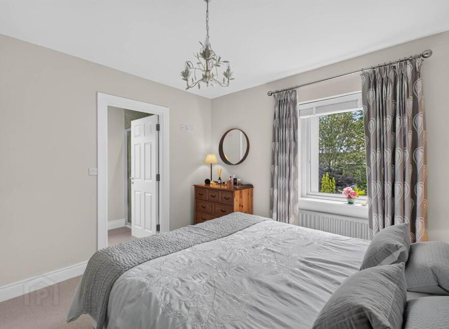 1 Ferry Quarter Gardens, Strangford, BT30 7GU