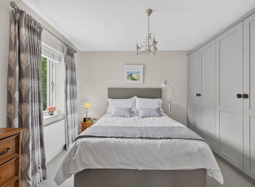 1 Ferry Quarter Gardens, Strangford, BT30 7GU