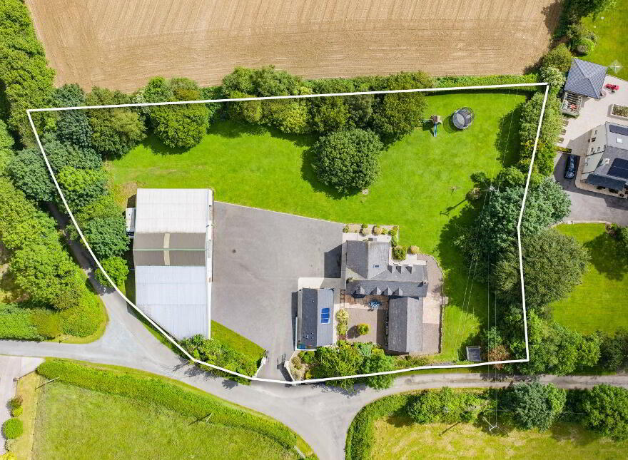 Kiseeti, Ballea Hill, Carrigaline, P43CN19