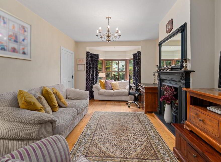 Kiseeti, Ballea Hill, Carrigaline, P43CN19