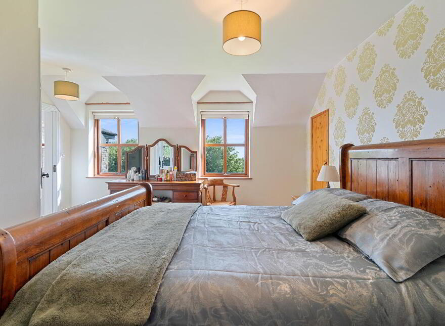 Kiseeti, Ballea Hill, Carrigaline, P43CN19