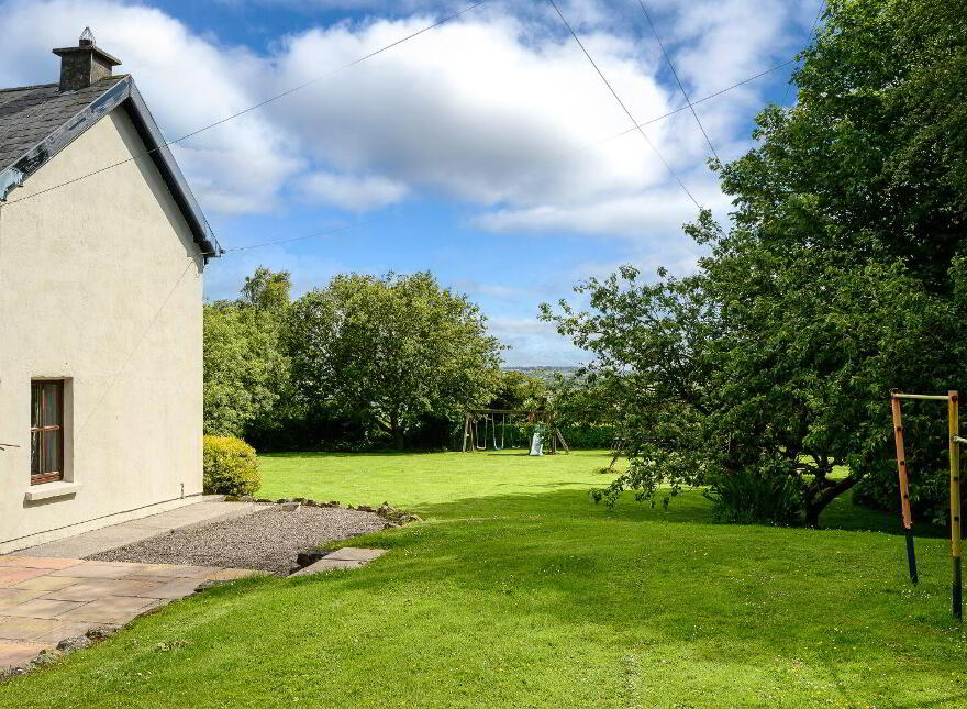 Kiseeti, Ballea Hill, Carrigaline, P43CN19