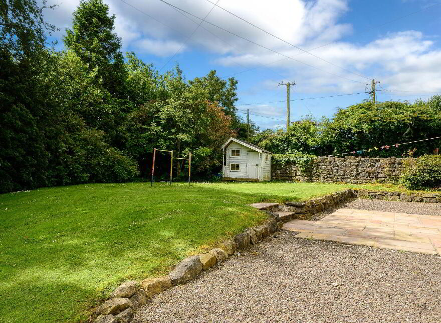 Kiseeti, Ballea Hill, Carrigaline, P43CN19