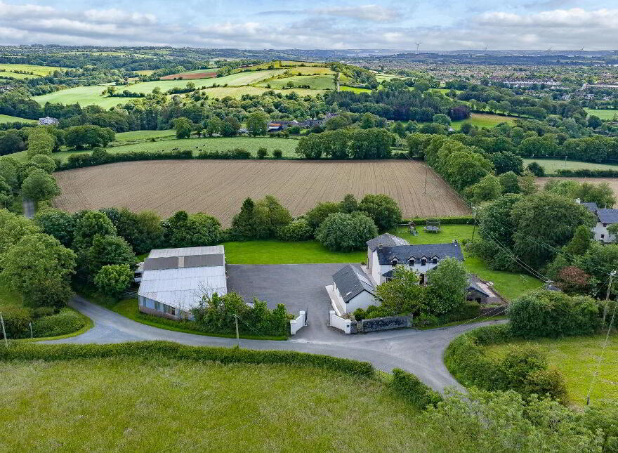 Kiseeti, Ballea Hill, Carrigaline, P43CN19