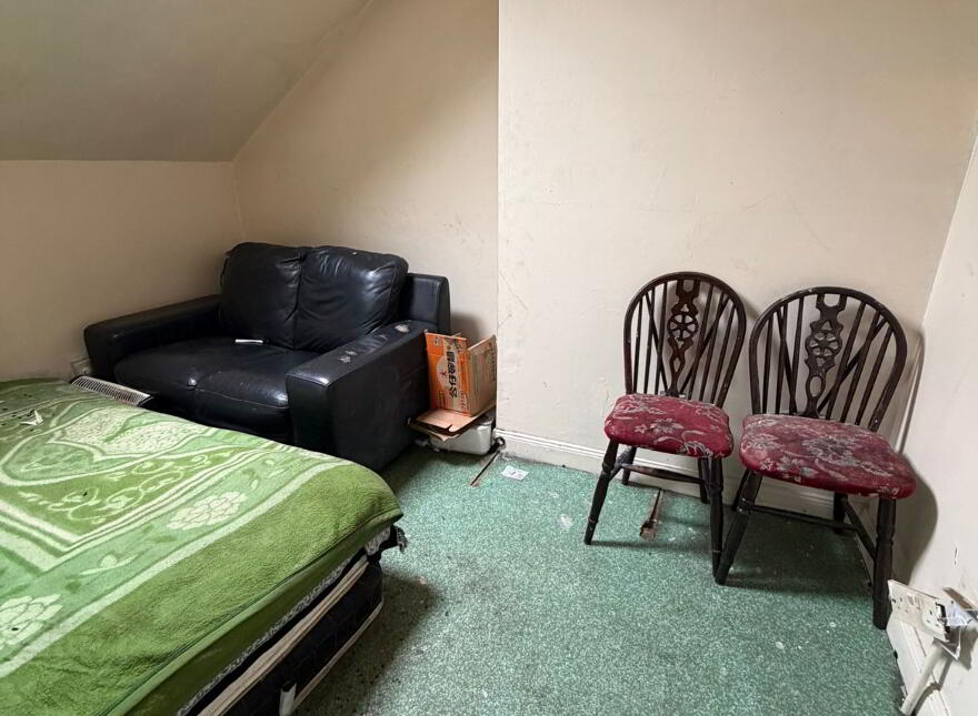 396 Woodstock Road, Belfast, BT6 9DQ