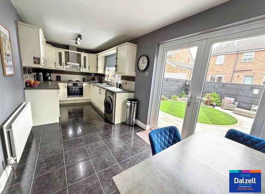 39 Hollyburn, Lisburn, BT28 2YL