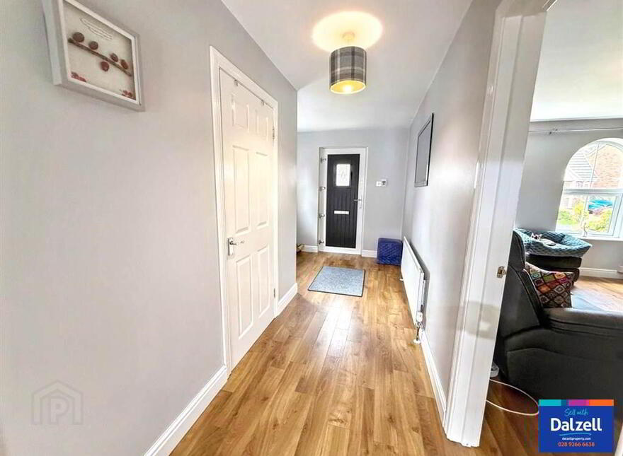 39 Hollyburn, Lisburn, BT28 2YL