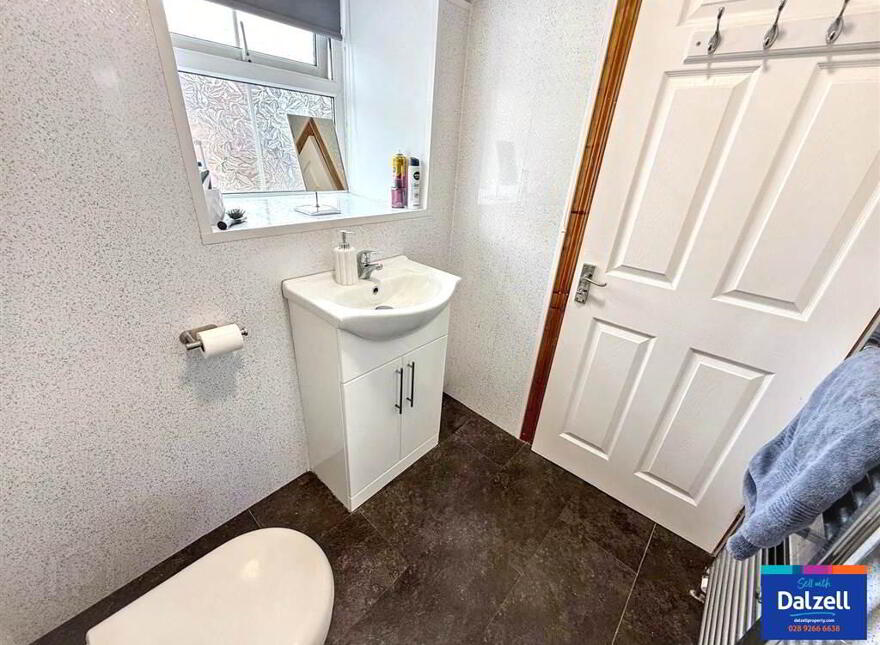 39 Hollyburn, Lisburn, BT28 2YL