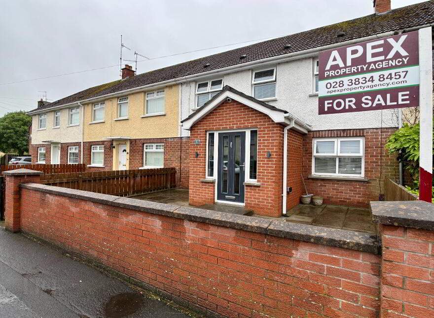 8 Wheatfield Drive, Lurgan, BT66 7BS