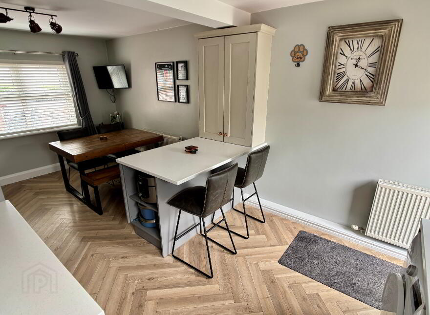 8 Wheatfield Drive, Lurgan, BT66 7BS