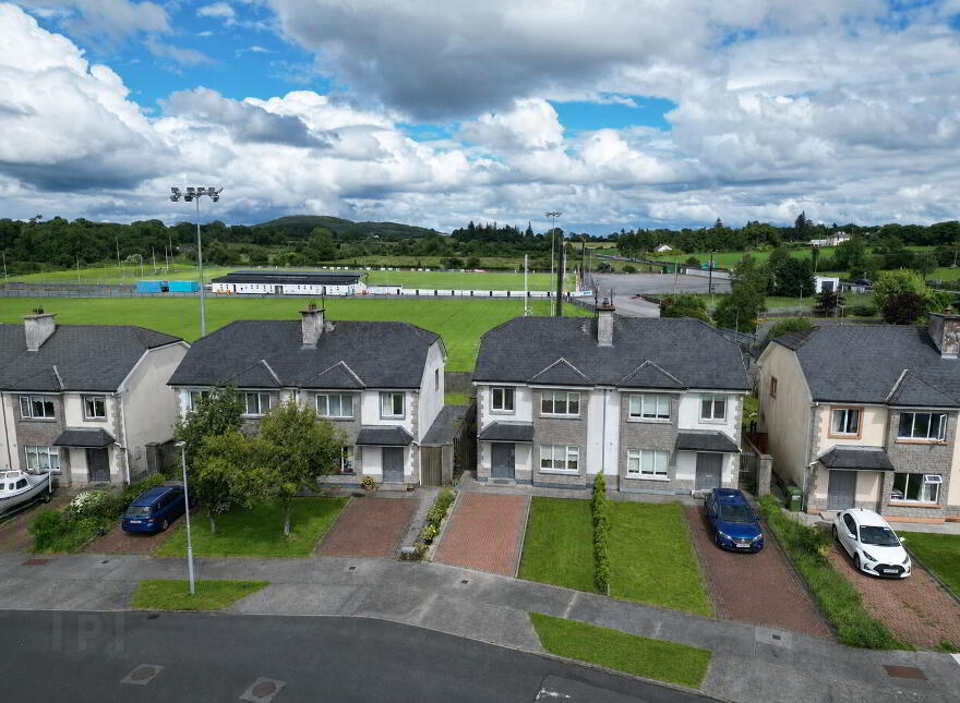 27 Parklands, Tubbercurry, F91Y13R