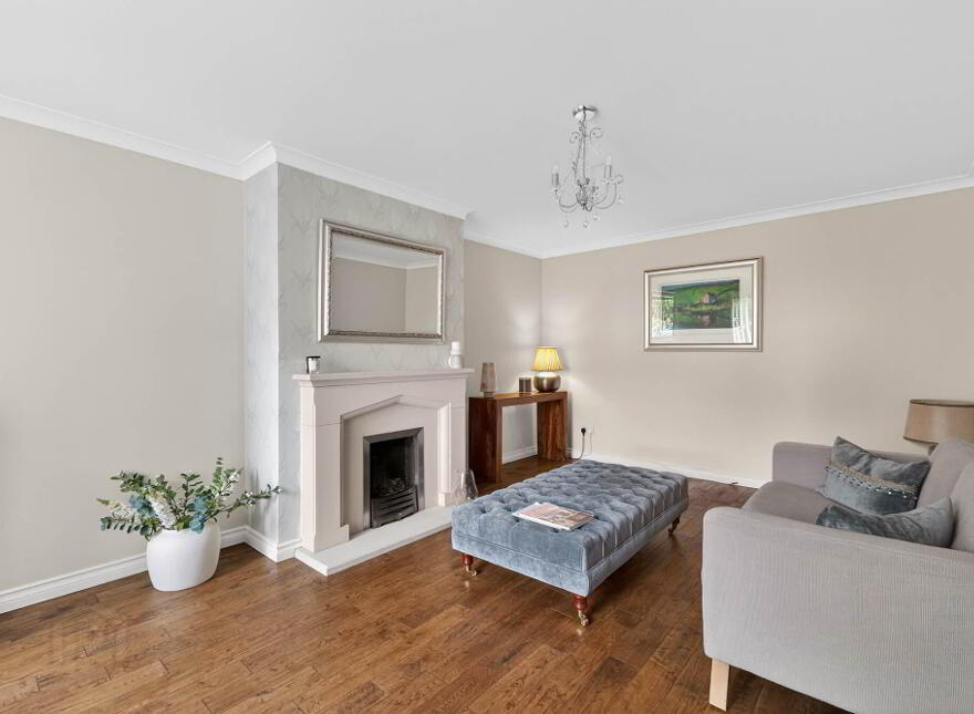 9 Laurel Grove, Lisburn, BT28 3EW
