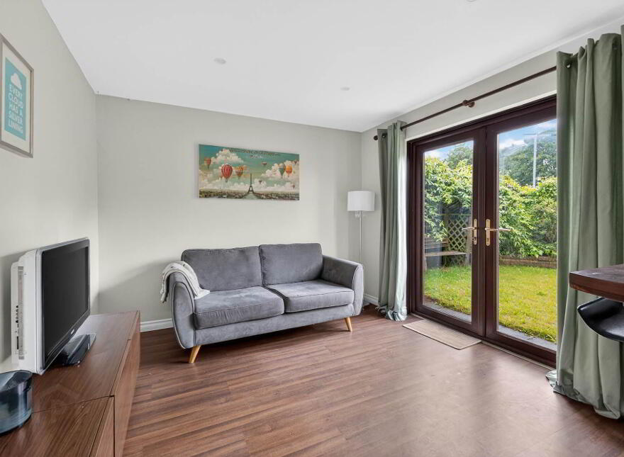 9 Laurel Grove, Lisburn, BT28 3EW