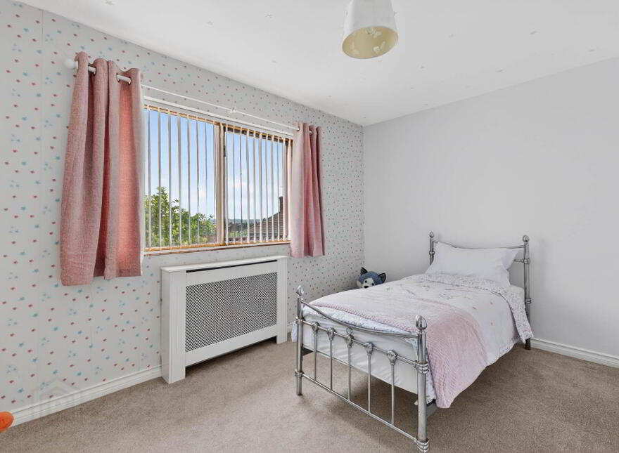 9 Laurel Grove, Lisburn, BT28 3EW