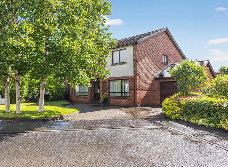 9 Laurel Grove, Lisburn, BT28 3EW