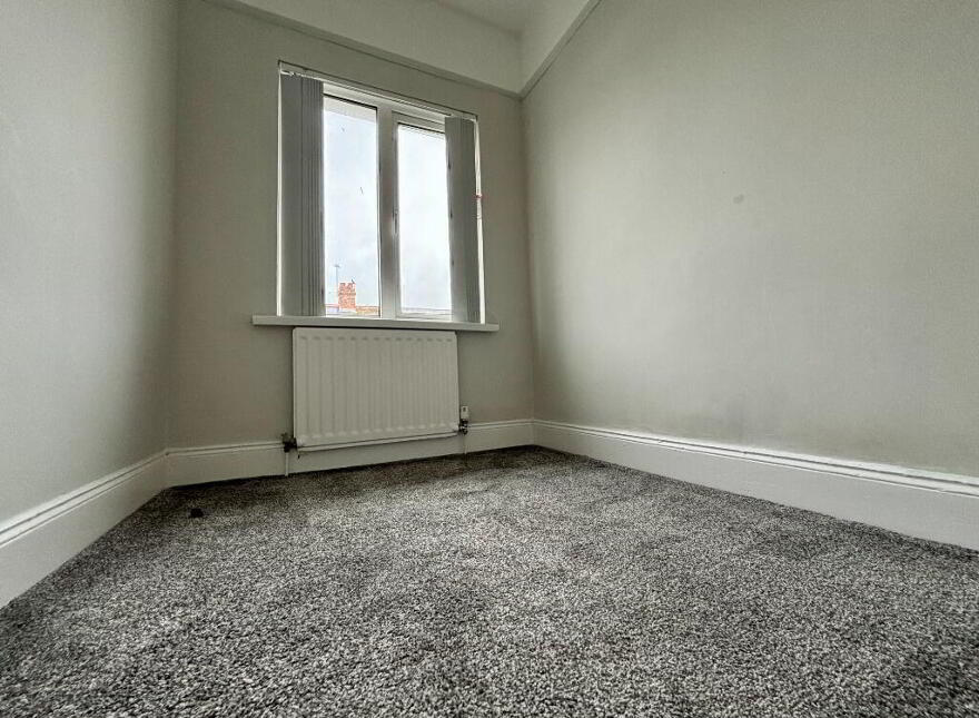 10 Ravenhill Crescent, Belfast, BT6 8JU