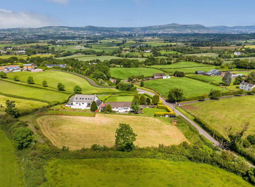 46 Braniel Road, Hillhall Road, Lisburn, BT27 5JJ