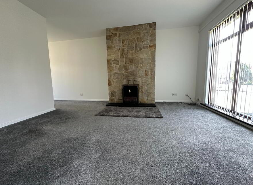 6 Rockgrove Brae, Ballymena, BT43 5HY