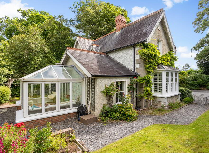 Sunnyside, Old Lucan Road, Palmerstown, D20AR22