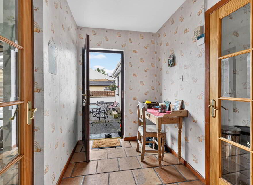 4 Cormac Road, Upper Ballinderry, Lisburn, BT28 2HL