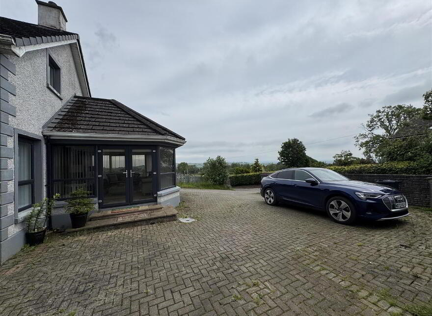 42 Ballynoe Road, Antrim, BT41 2QX