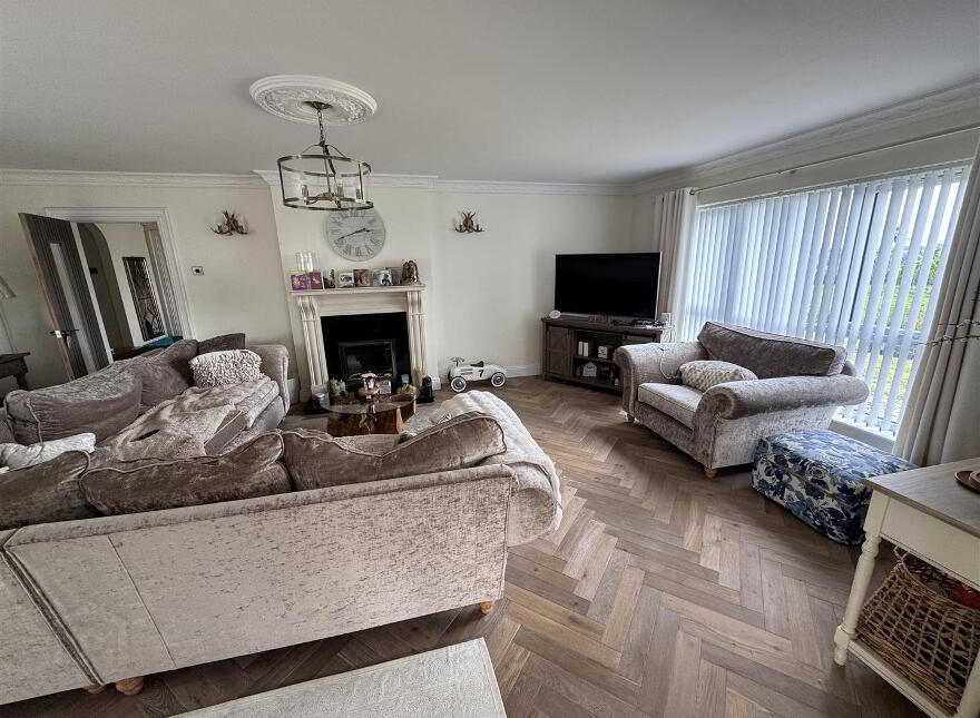 42 Ballynoe Road, Antrim, BT41 2QX