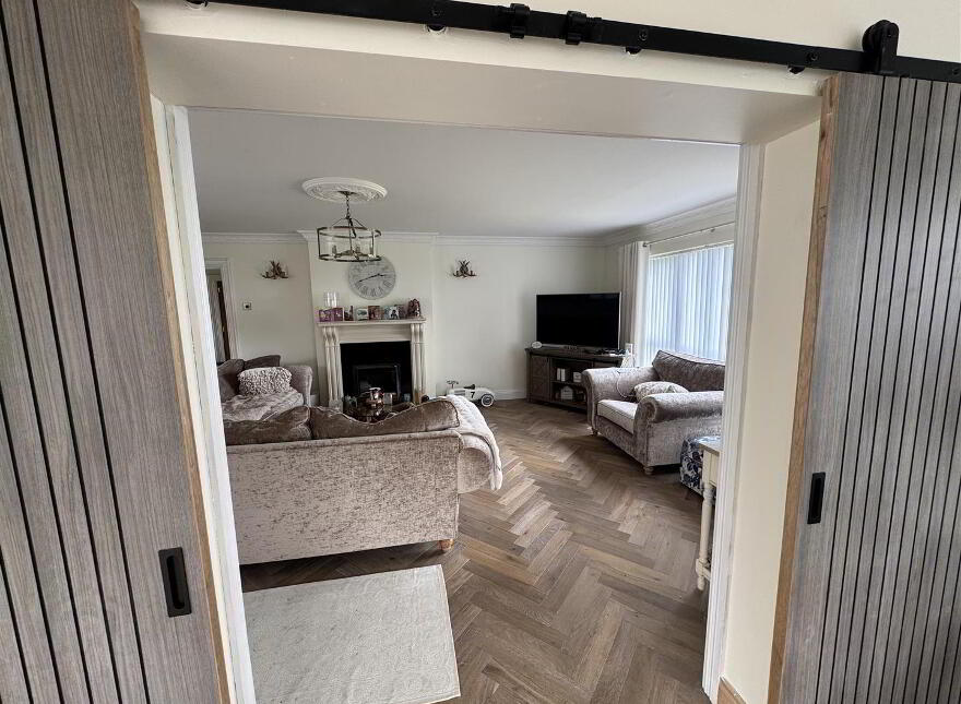 42 Ballynoe Road, Antrim, BT41 2QX