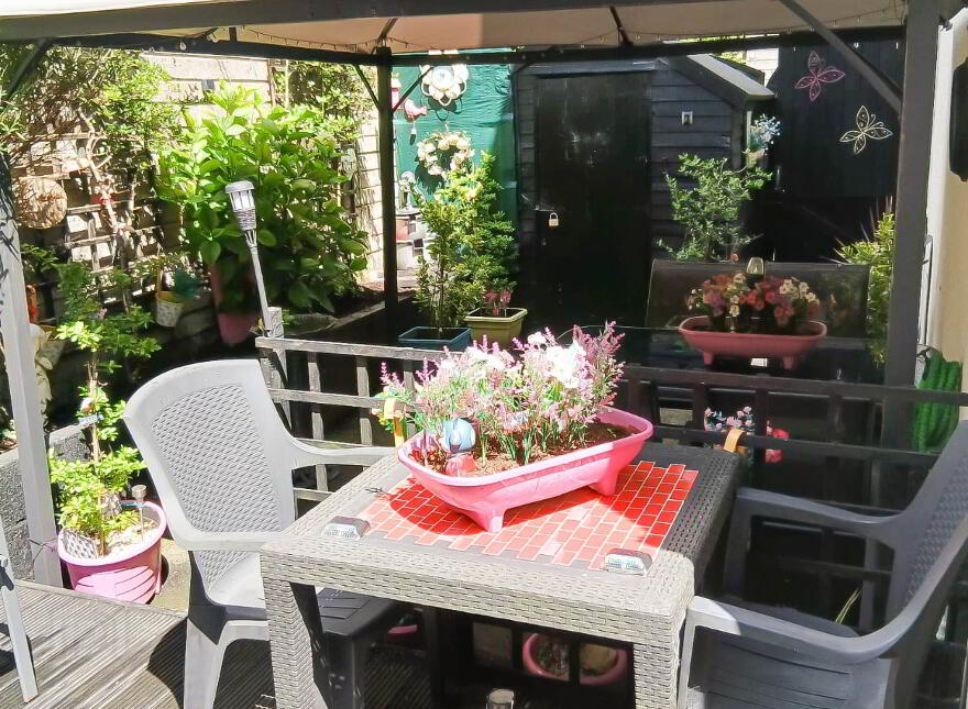 1 The Laurels, McCurtain Street, Gorey, Y25Y8V0