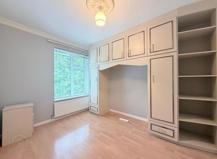 66 Iveagh Drive, Banbridge, BT32 3YE
