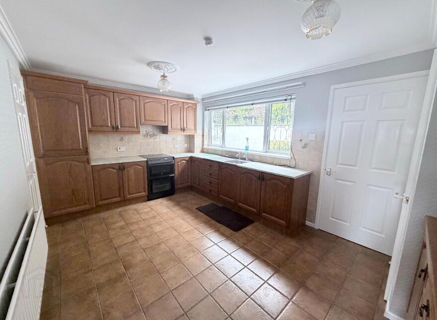 66 Iveagh Drive, Banbridge, BT32 3YE