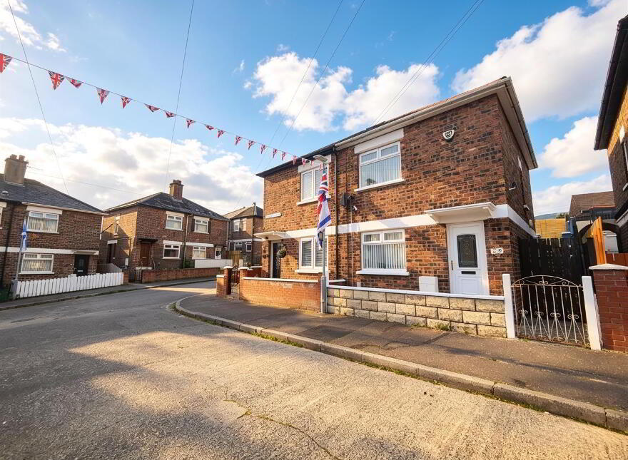 39 Woodvale Pass, Belfast, BT13 3FN