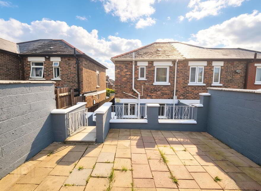 39 Woodvale Pass, Belfast, BT13 3FN