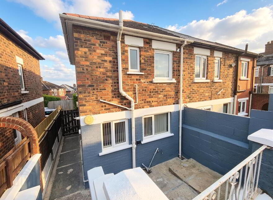 39 Woodvale Pass, Belfast, BT13 3FN