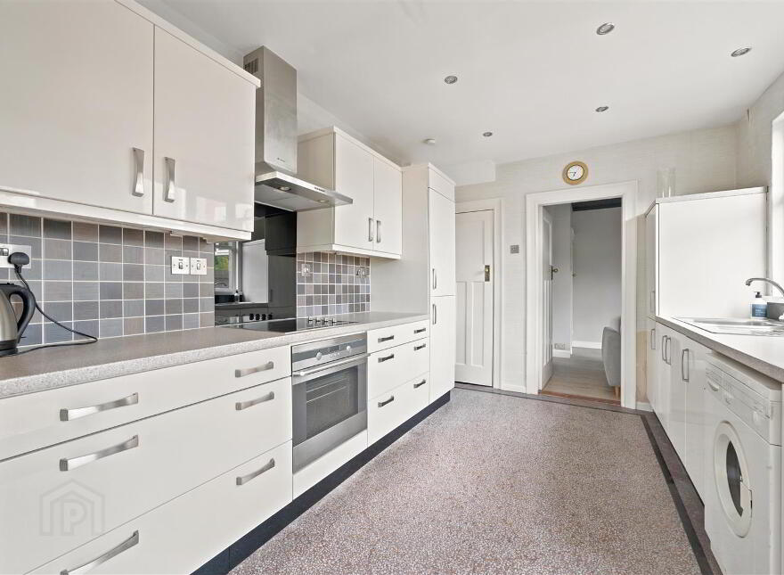 392 Castlereagh Road, Belfast, BT5 6AE