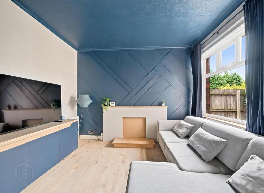 392 Castlereagh Road, Belfast, BT5 6AE