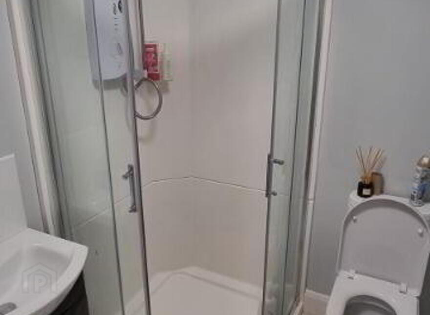 Apt 1, 23 Fitzroy Avenue, Belfast, BT7 1HS