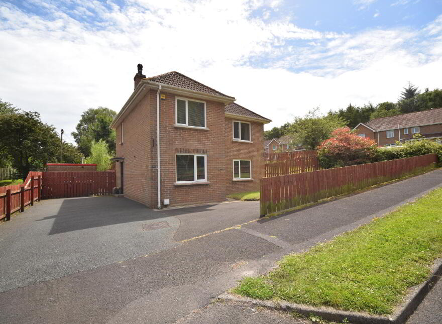 32 Wood Road, Ballykelly, Limavady, BT49 9PJ