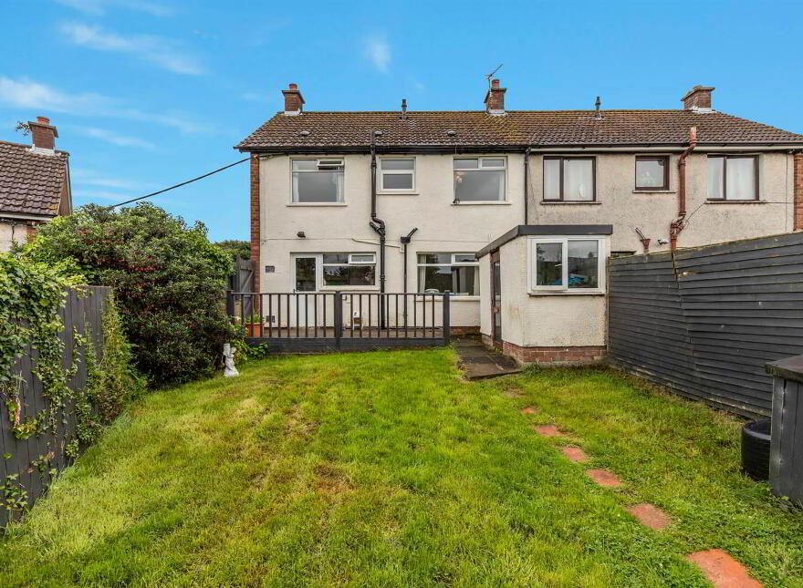 30 Firmount Crescent, Holywood, BT18 9QL