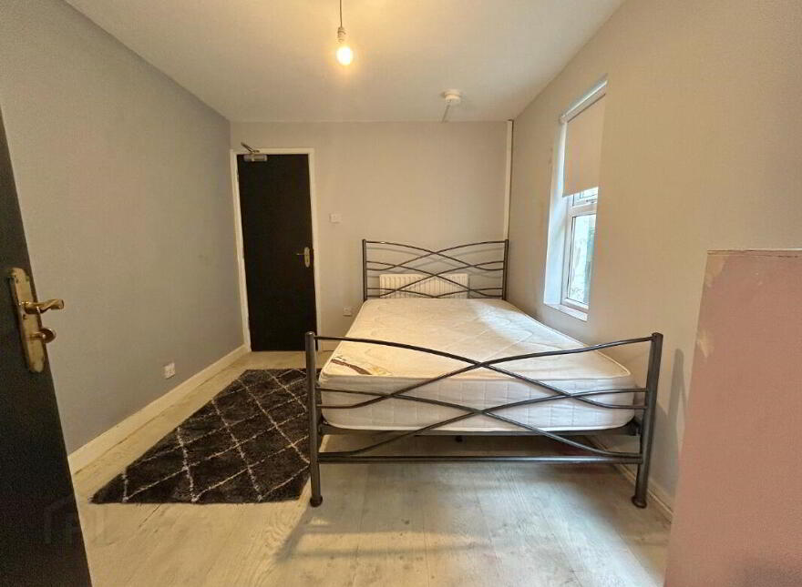 29 Tates Avenue, Belfast, BT9 7BY