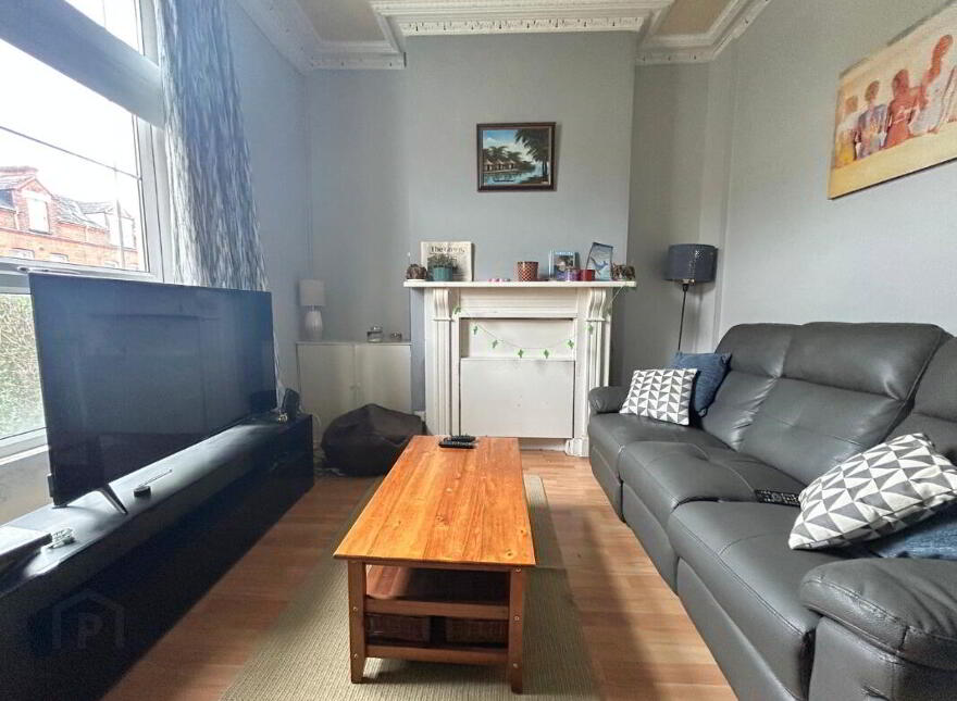 29 Tates Avenue, Belfast, BT9 7BY