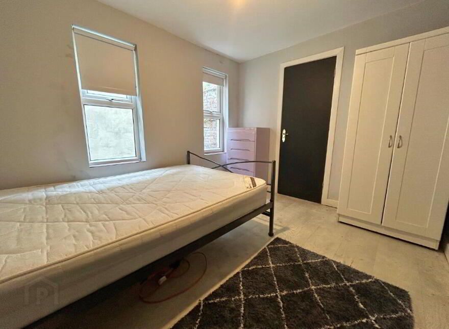 29 Tates Avenue, Belfast, BT9 7BY
