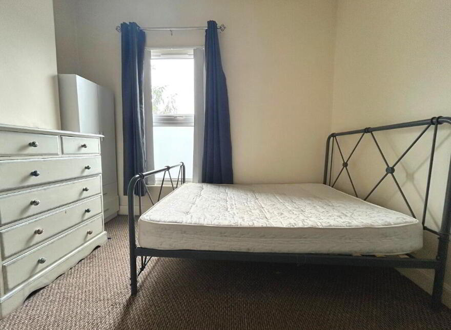 29 Tates Avenue, Belfast, BT9 7BY
