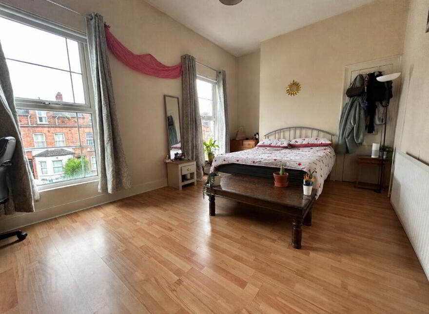 29 Tates Avenue, Belfast, BT9 7BY