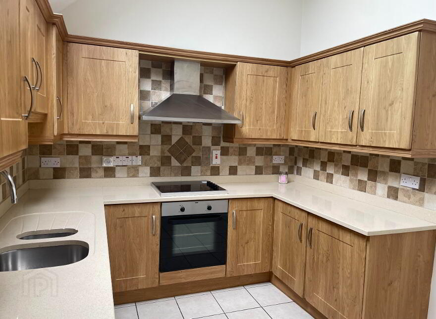 4 Moor Road, Kilkeel, BT34 4NG