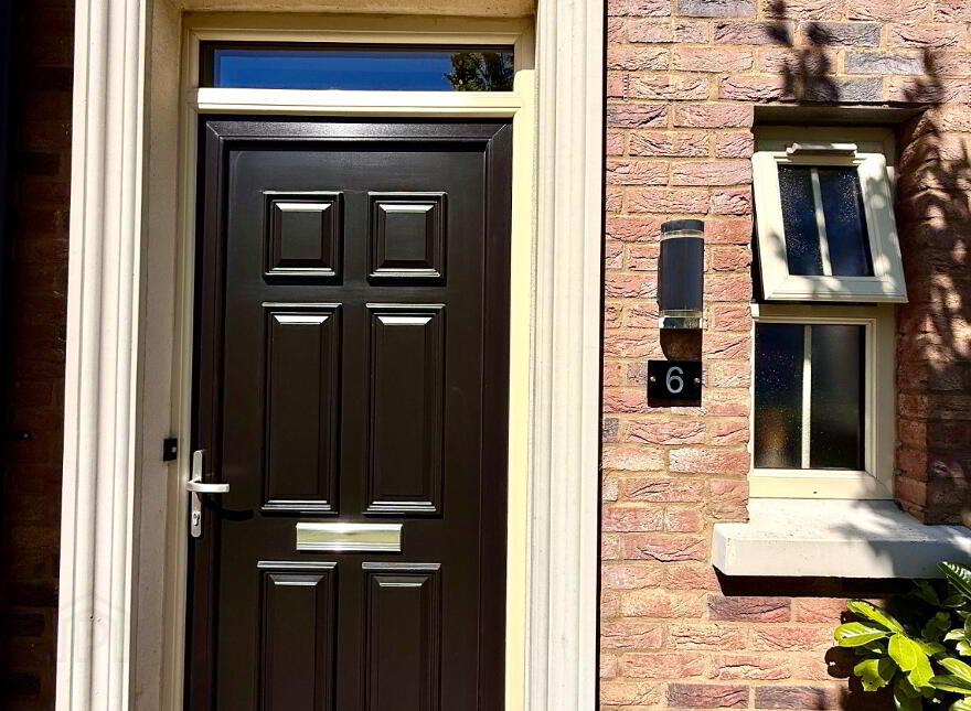 6 Oak Country Manor, Waterside, Derry, BT47 6HG