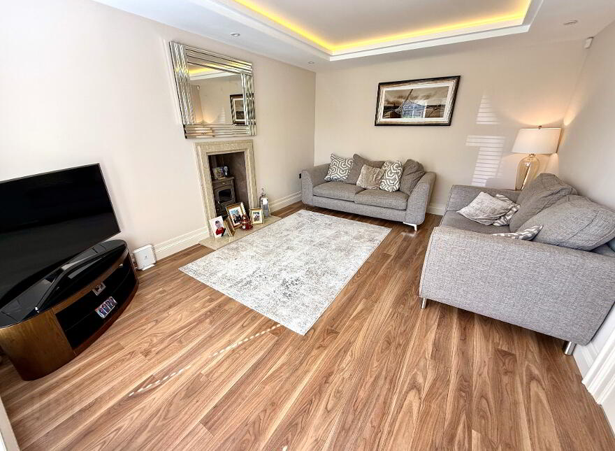 6 Oak Country Manor, Waterside, Derry, BT47 6HG
